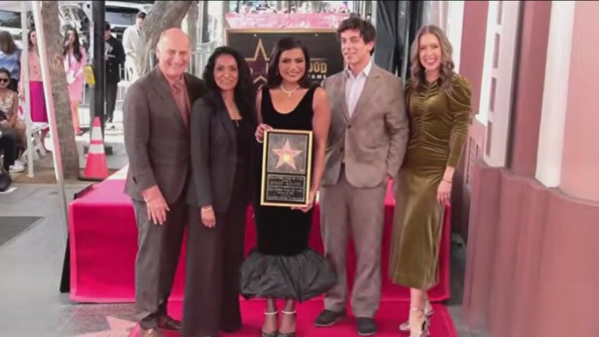 Mindy Kaling gets Hollywood Walk of Fame star